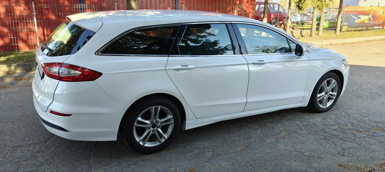 Ford Mondeo - Zdjęcie 17