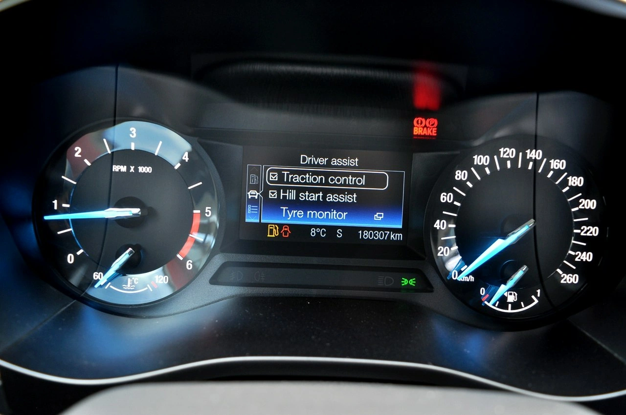 Ford Mondeo - Zdjęcie 26