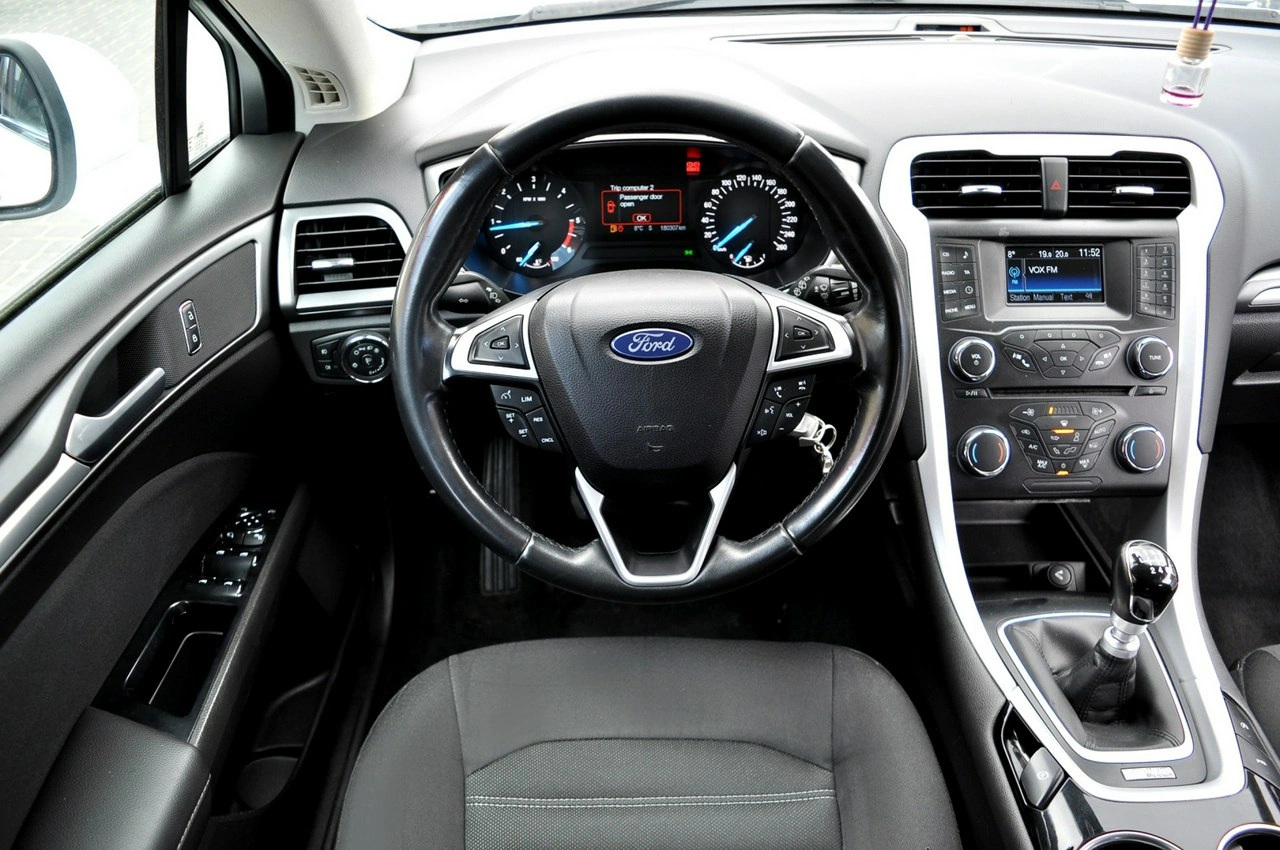 Ford Mondeo - Zdjęcie 5