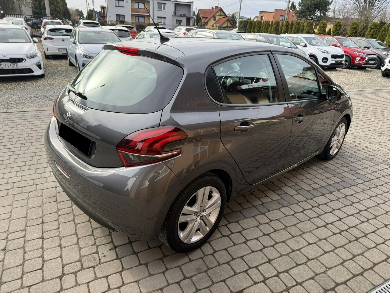 Peugeot 208 - Zdjęcie 5