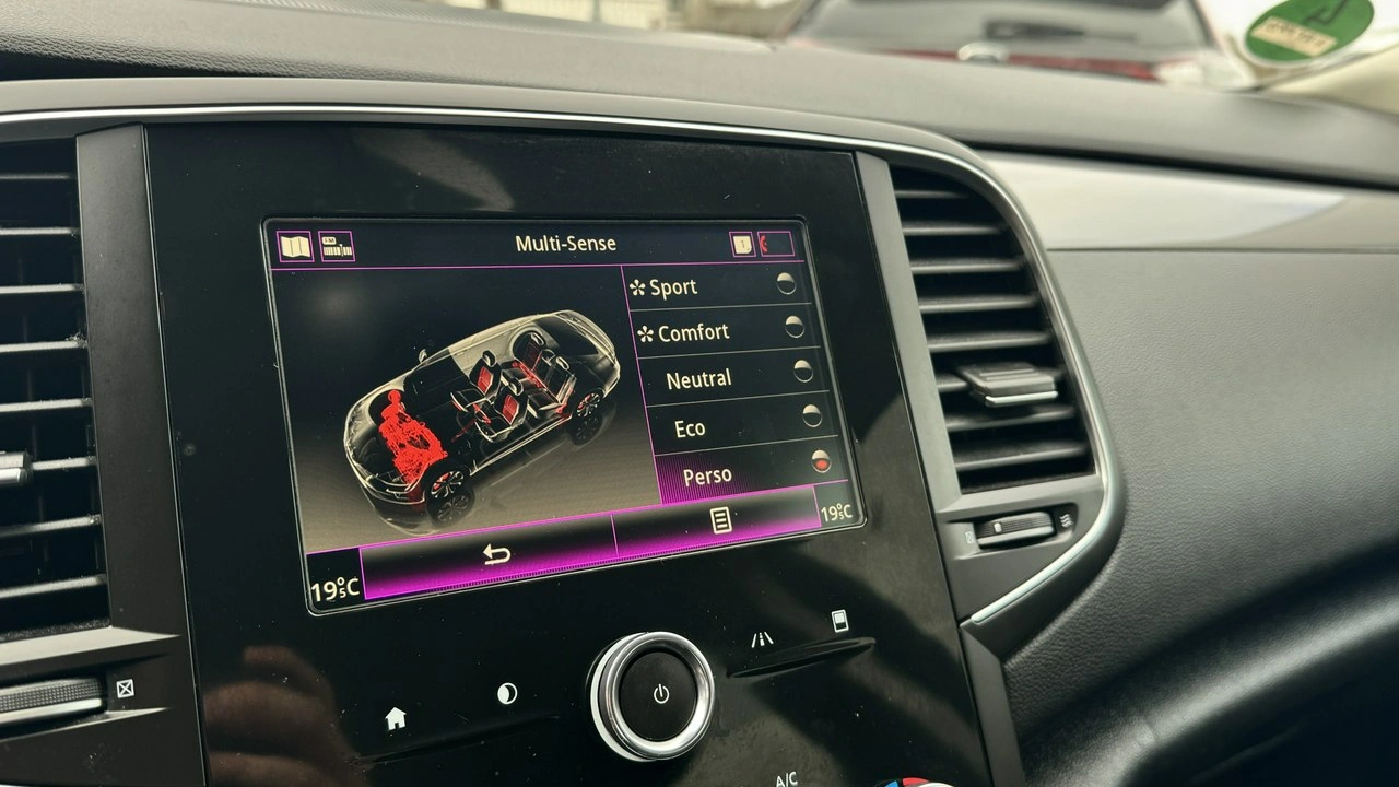 Renault Talisman - Zdjęcie 22