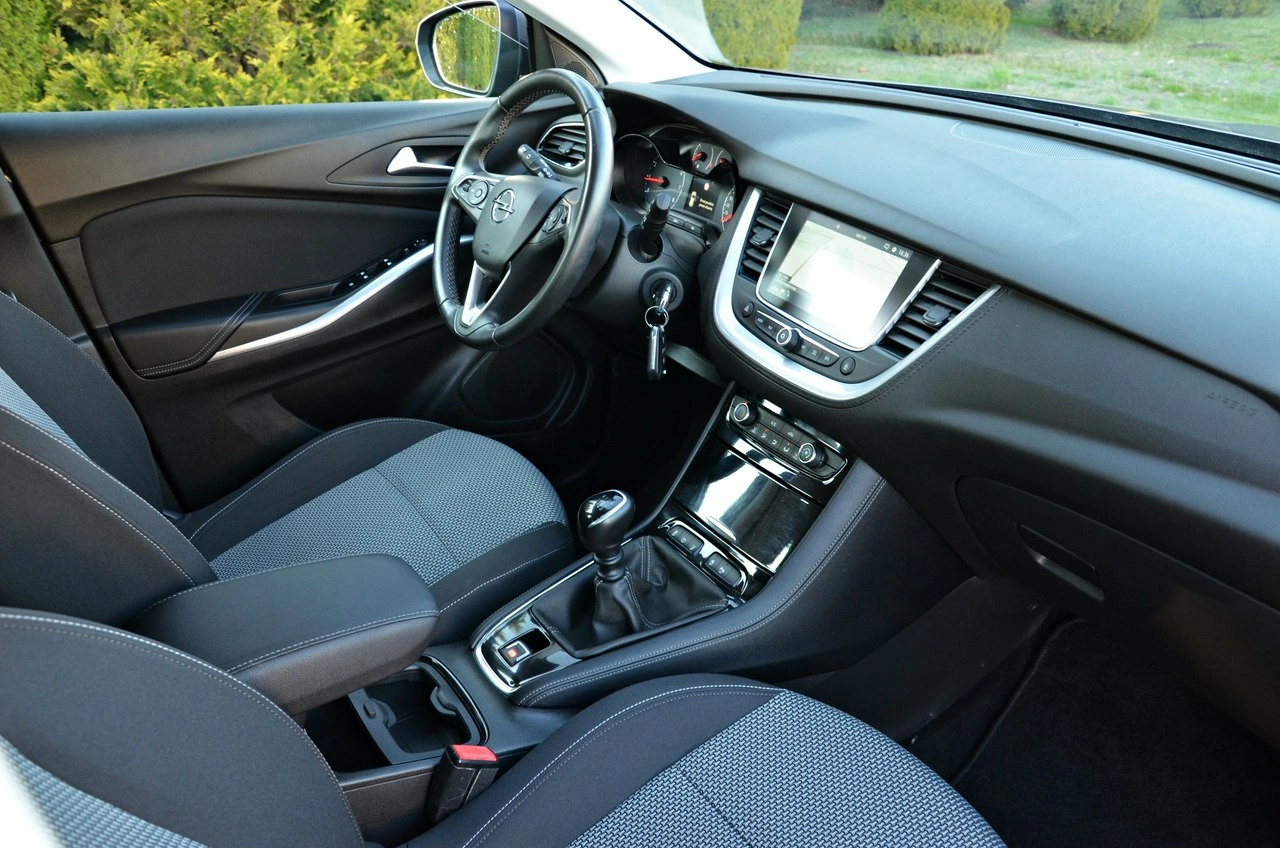 Opel Grandland X - Zdjęcie 36