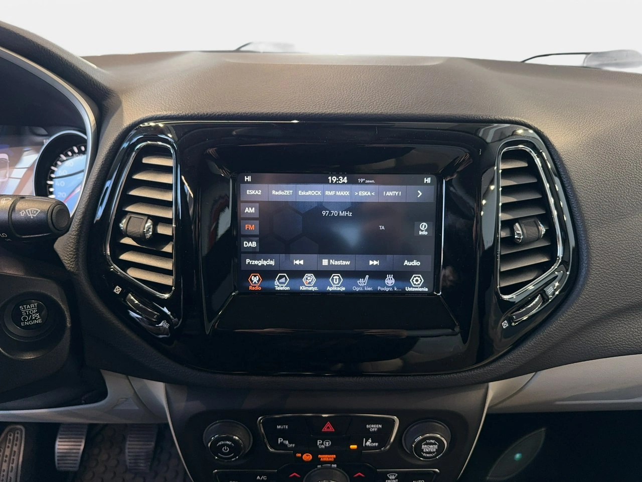 Jeep Compass - Zdjęcie 22