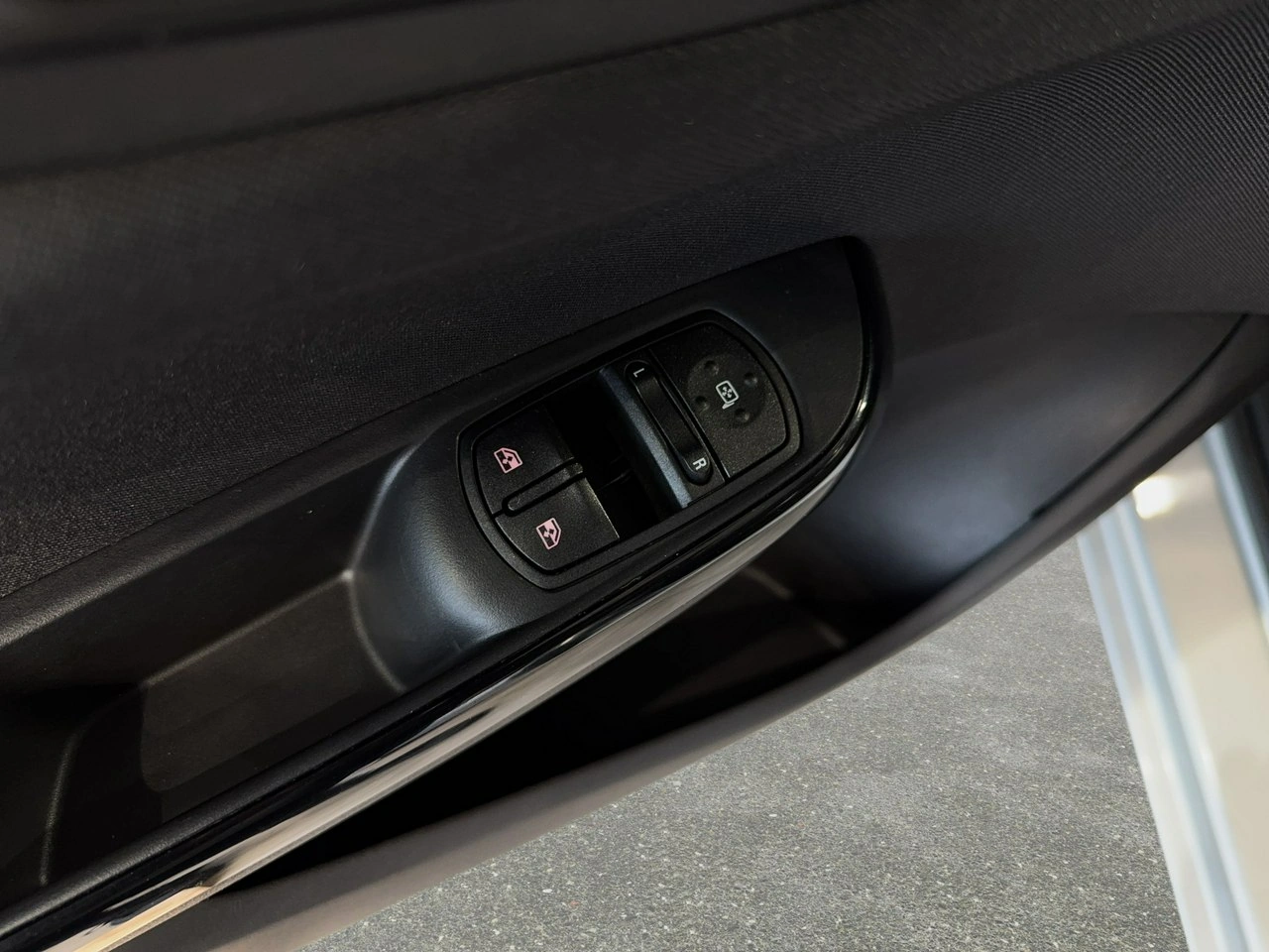 Opel Corsa - Zdjęcie 20