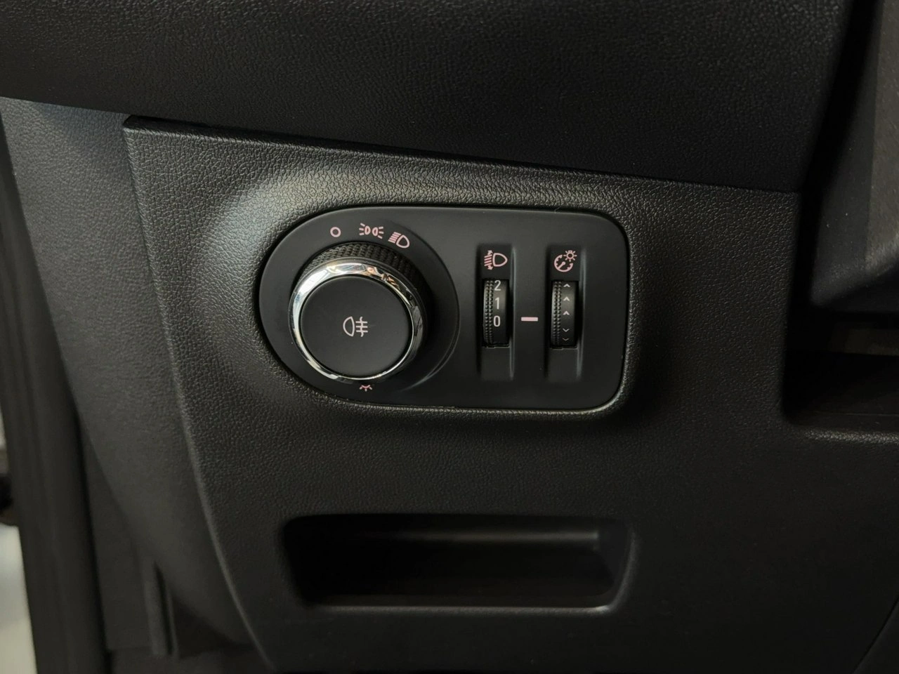 Opel Corsa - Zdjęcie 21