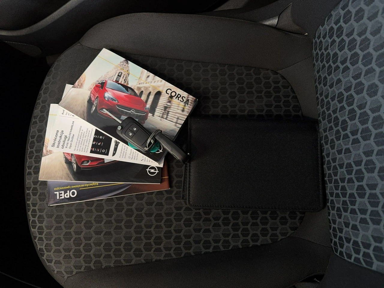 Opel Corsa - Zdjęcie 22