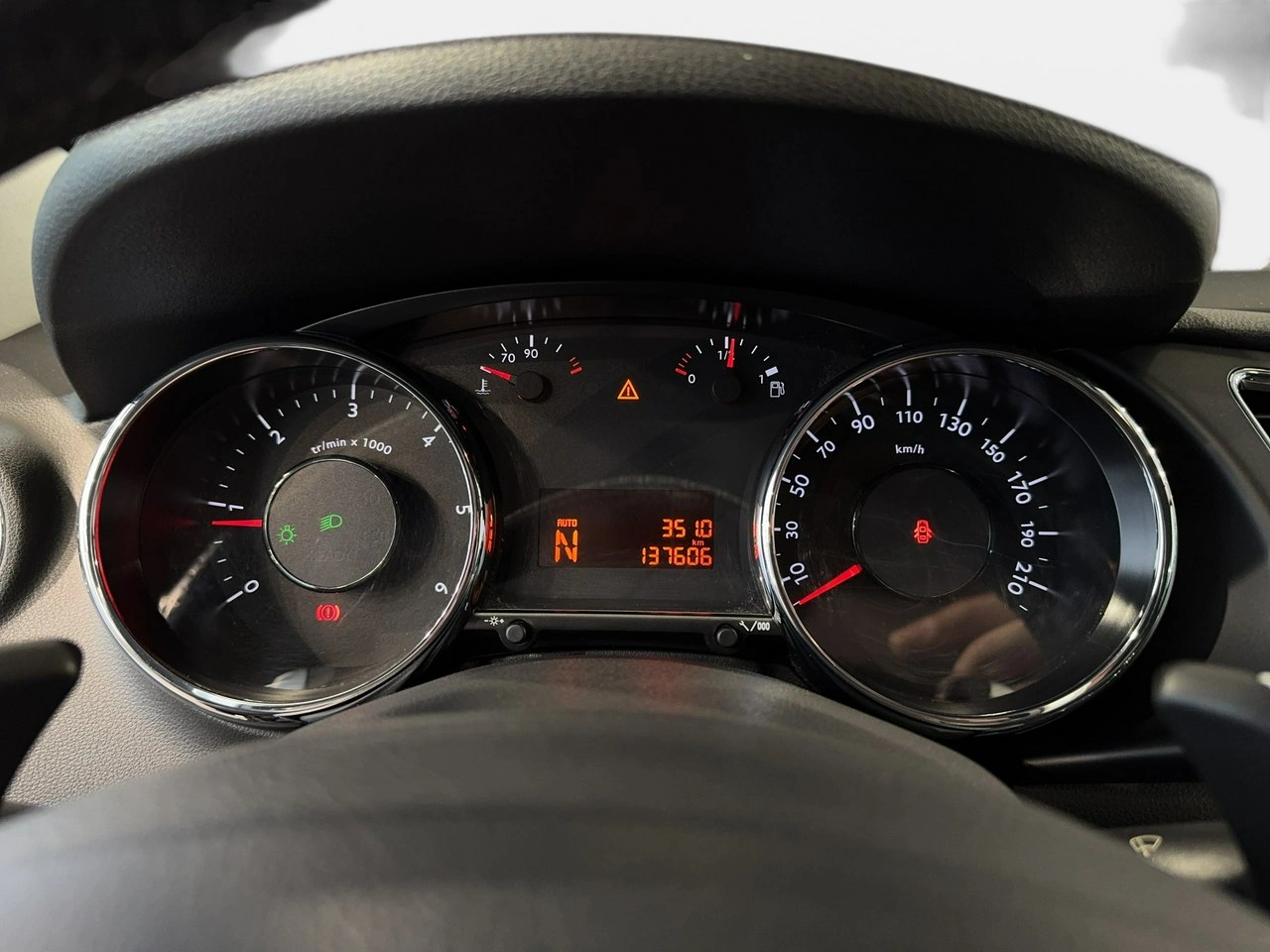 Peugeot 3008 - Zdjęcie 16