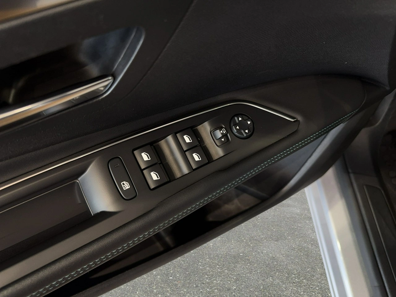 Peugeot 3008 - Zdjęcie 31