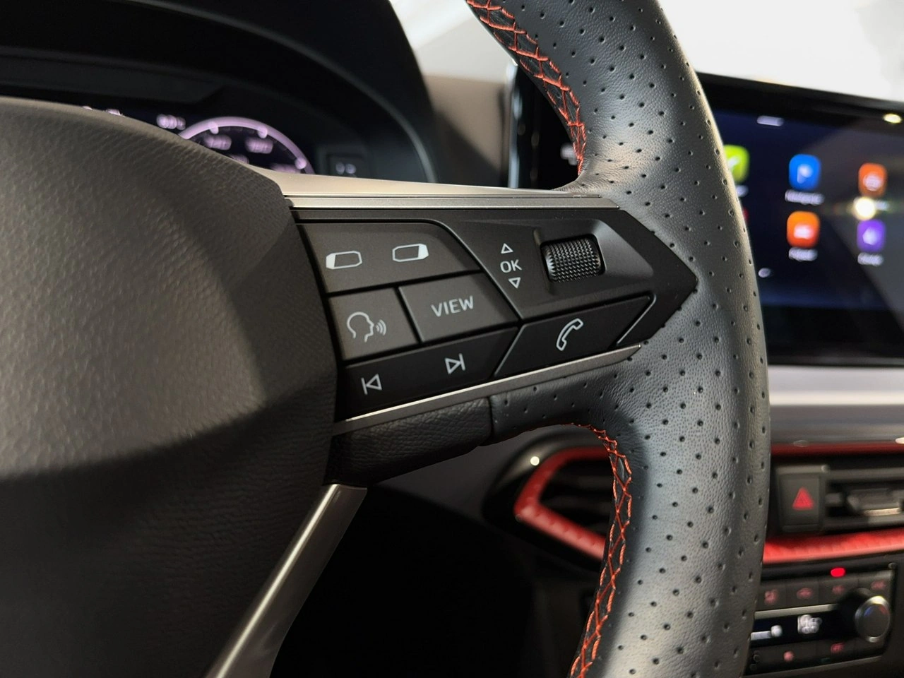 Seat Arona - Zdjęcie 17