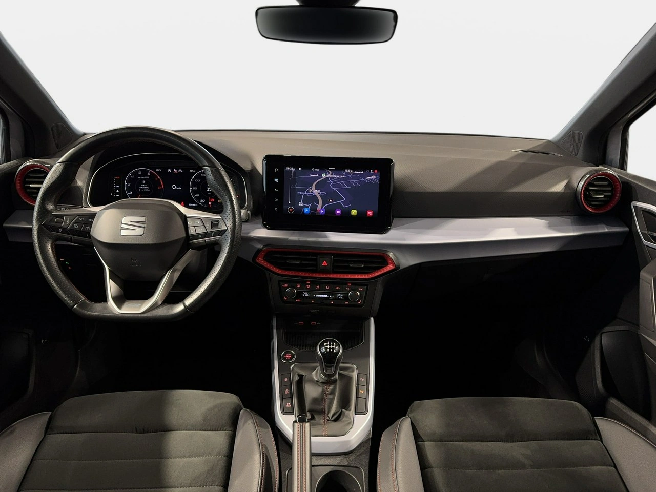 Seat Arona - Zdjęcie 14