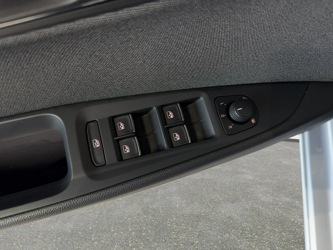 Seat Leon - Zdjęcie 26