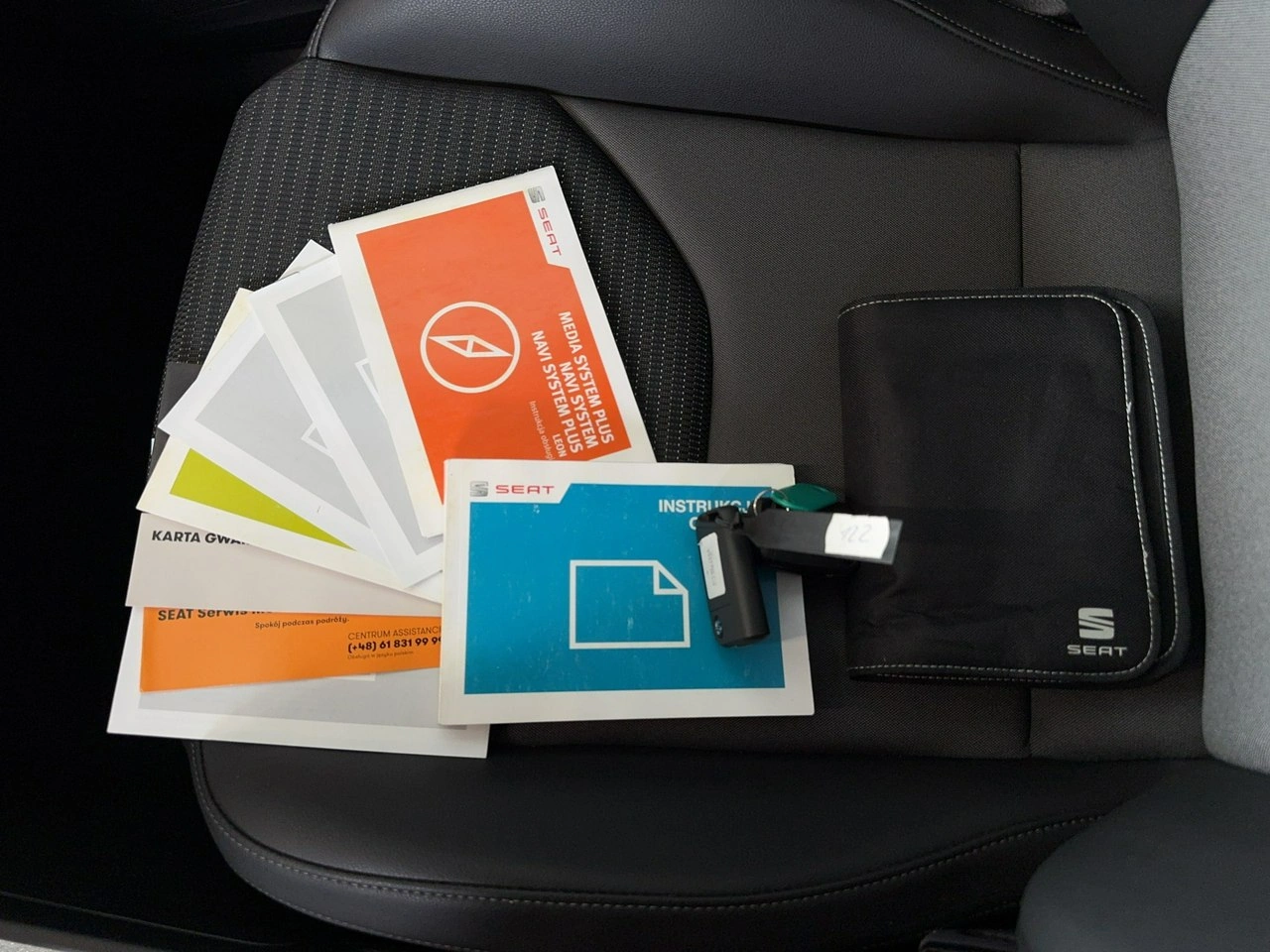 Seat Leon - Zdjęcie 29