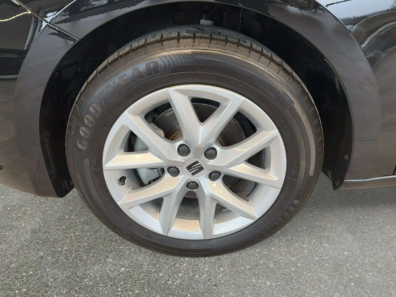 Seat Leon Sportstourer - Zdjęcie 9