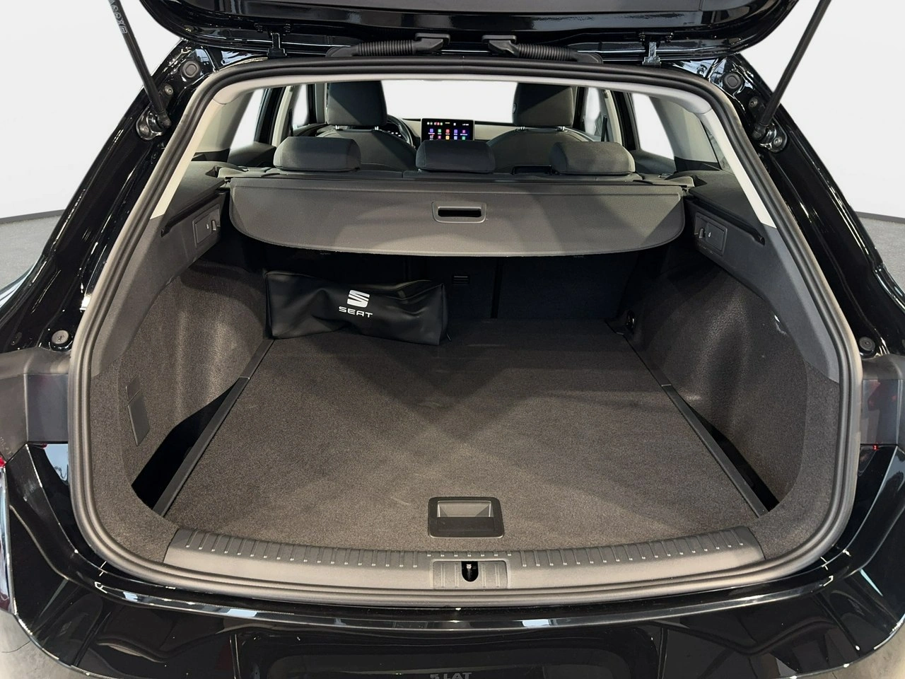 Seat Leon Sportstourer - Zdjęcie 14