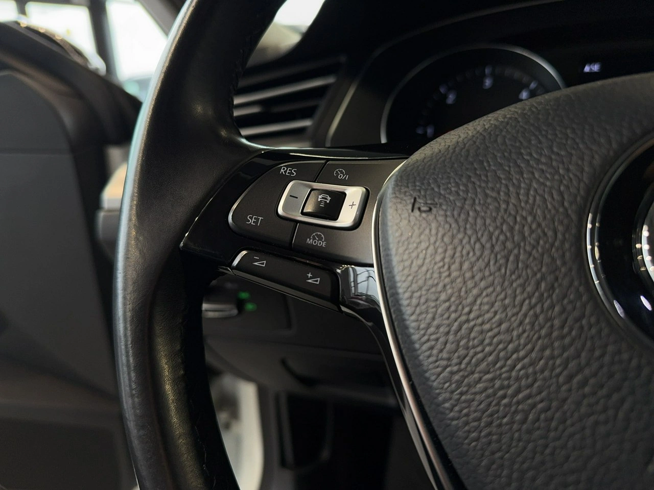 Volkswagen Arteon - Zdjęcie 16