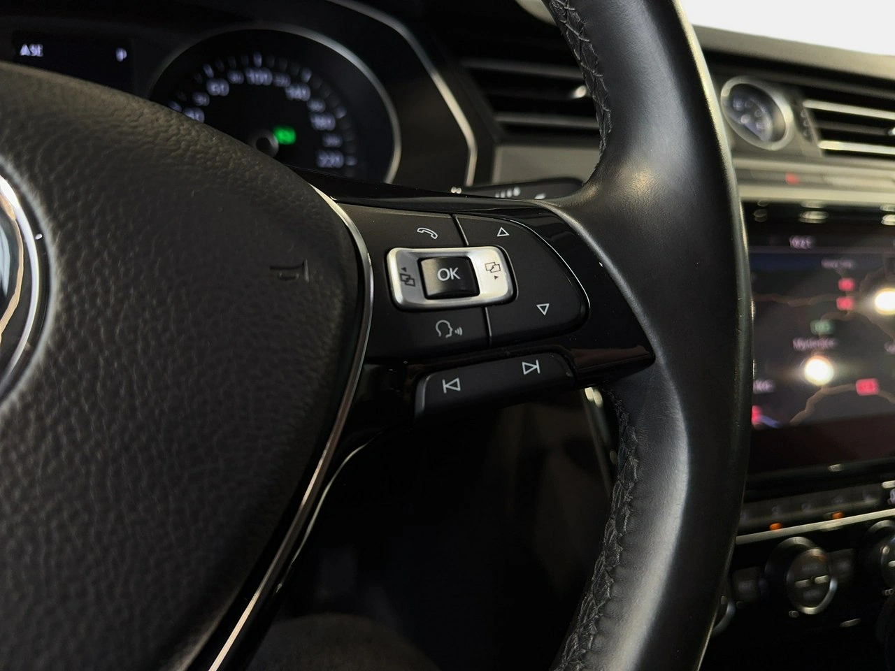 Volkswagen Arteon - Zdjęcie 17