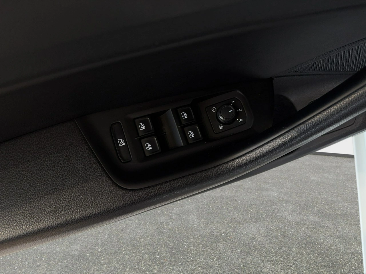 Volkswagen Arteon - Zdjęcie 30