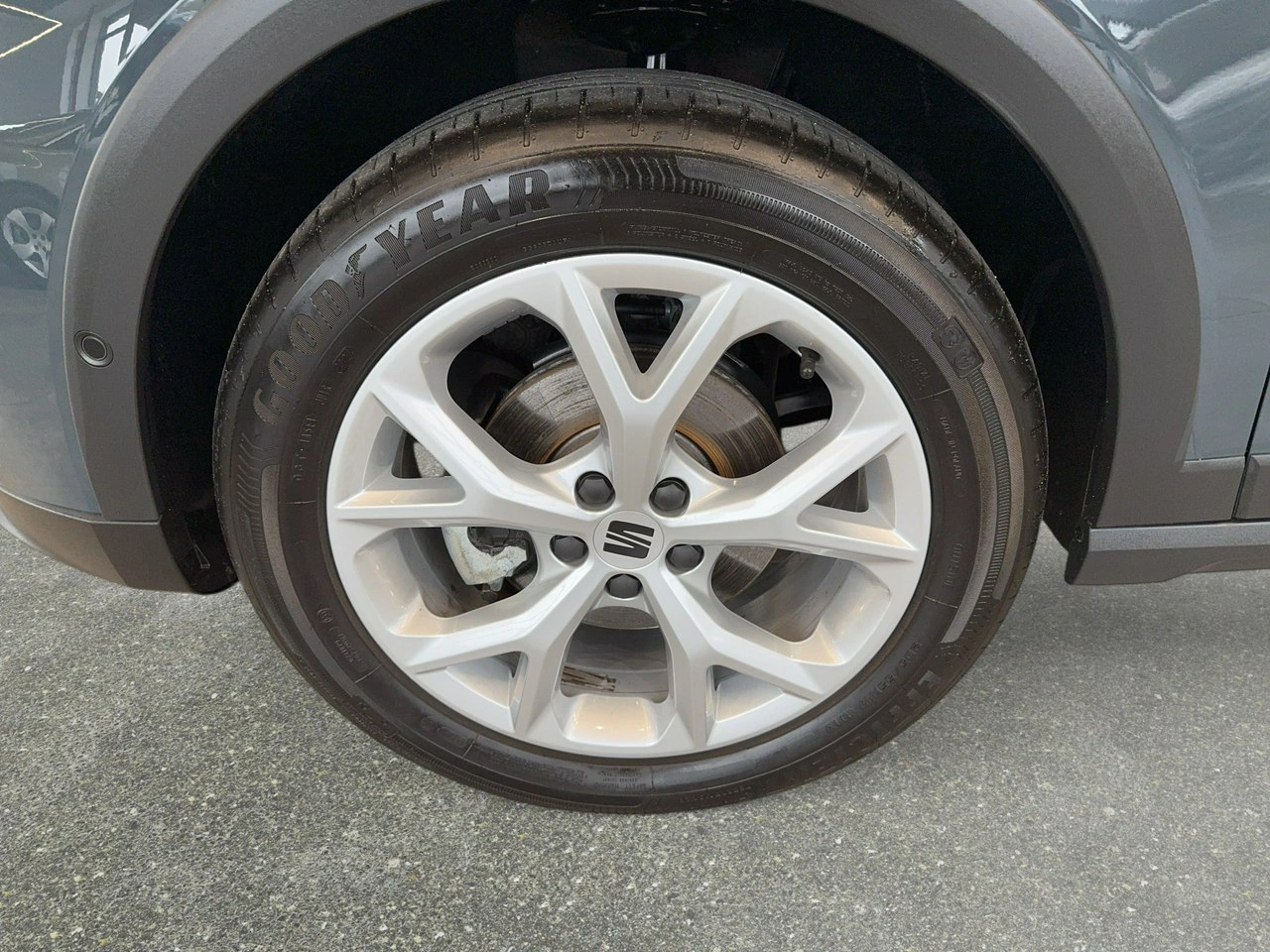 Seat Arona - Zdjęcie 8