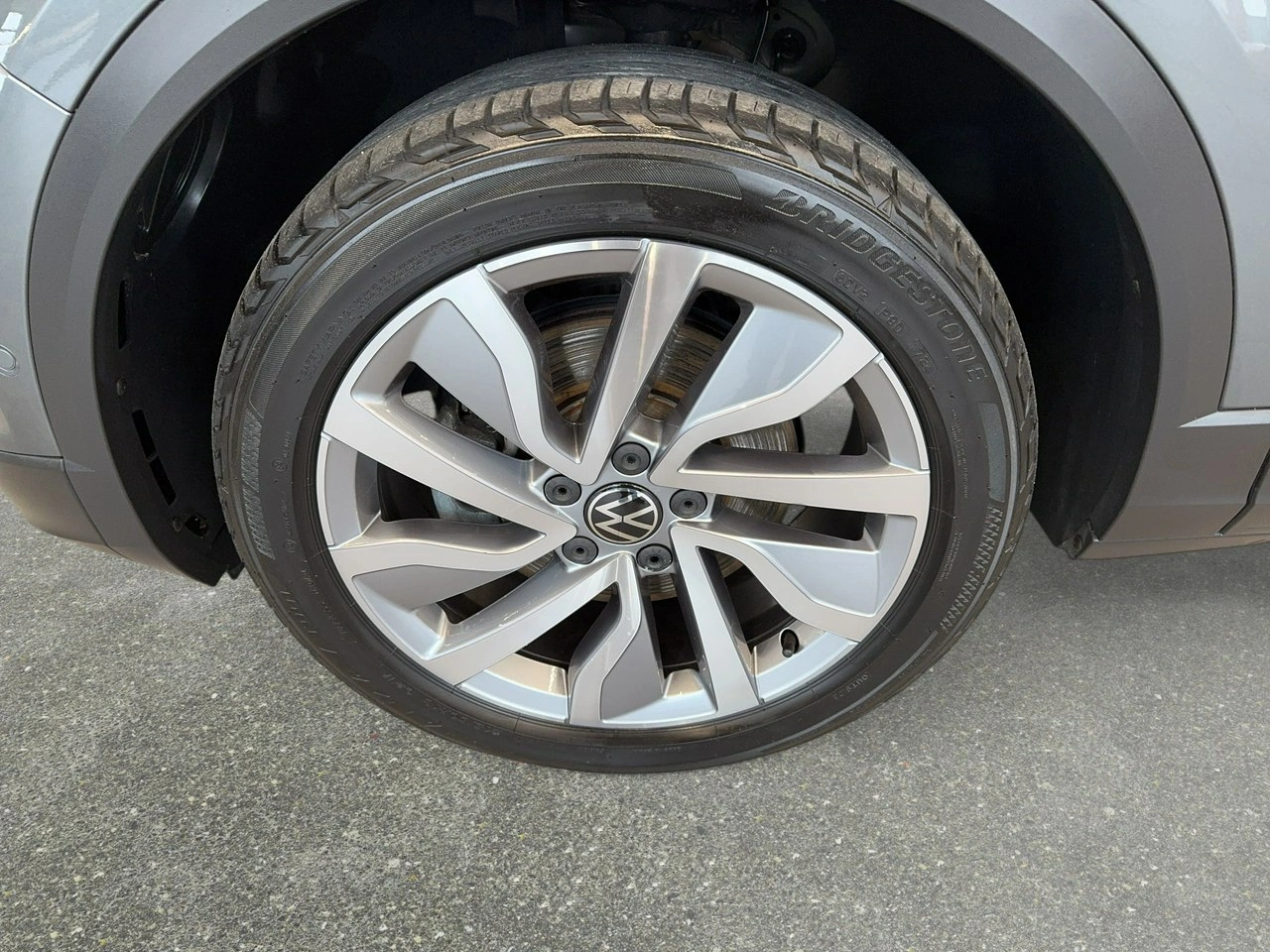 Volkswagen T-Roc - Zdjęcie 9