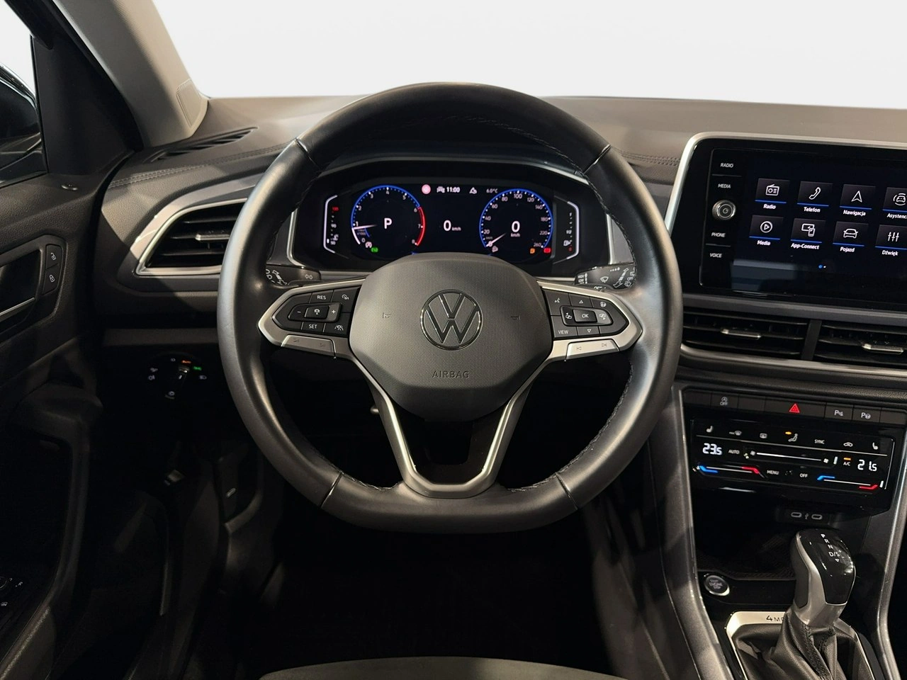 Volkswagen T-Roc - Zdjęcie 16