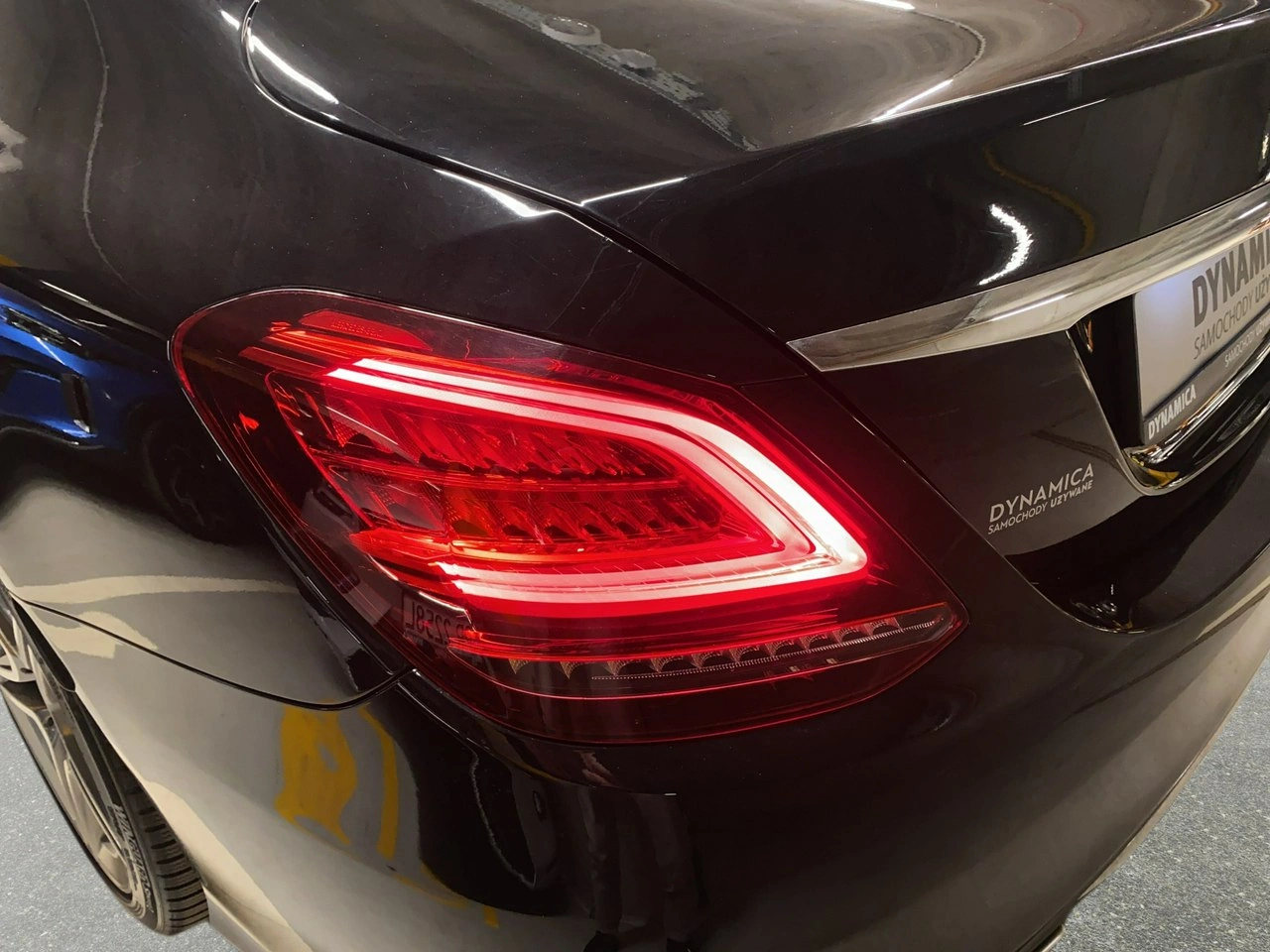 Mercedes C 200 - Zdjęcie 10