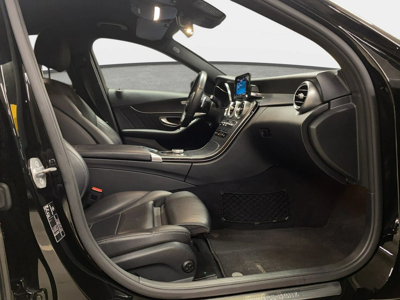 Mercedes C 200 - Zdjęcie 11