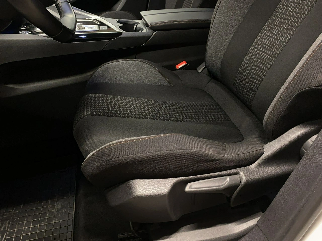 Peugeot 5008 - Zdjęcie 12