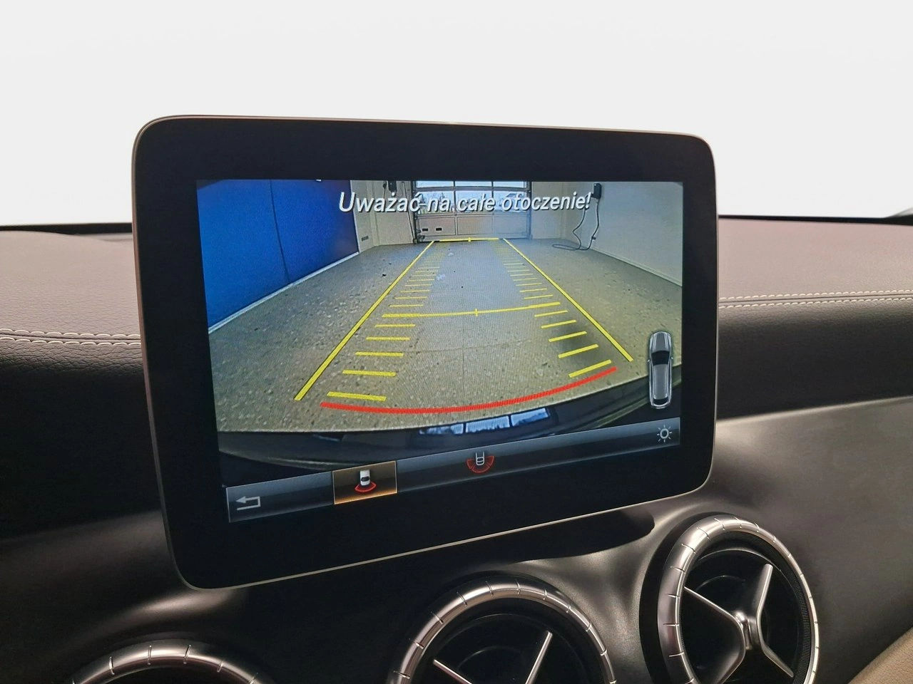 Mercedes CLA 200 - Zdjęcie 20