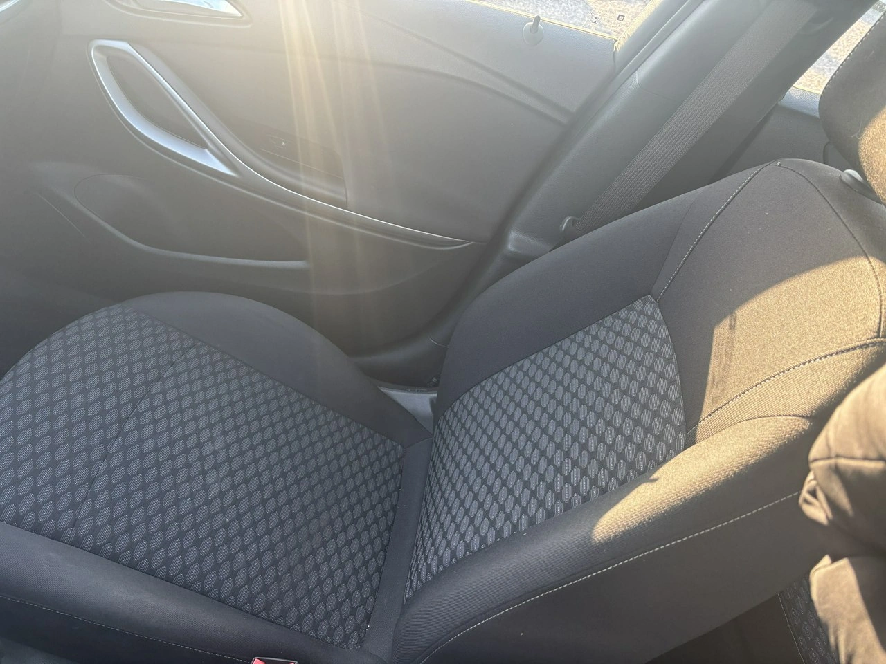 Opel Astra - Zdjęcie 23