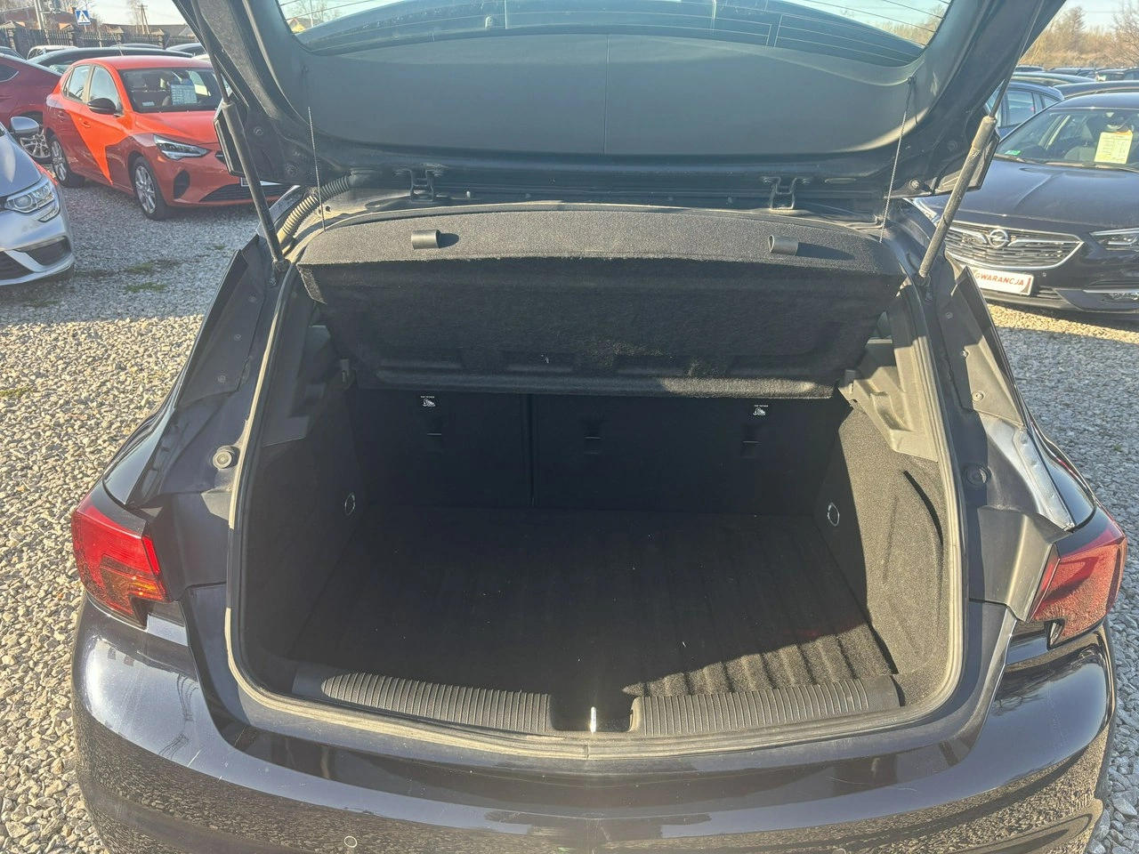 Opel Astra - Zdjęcie 28