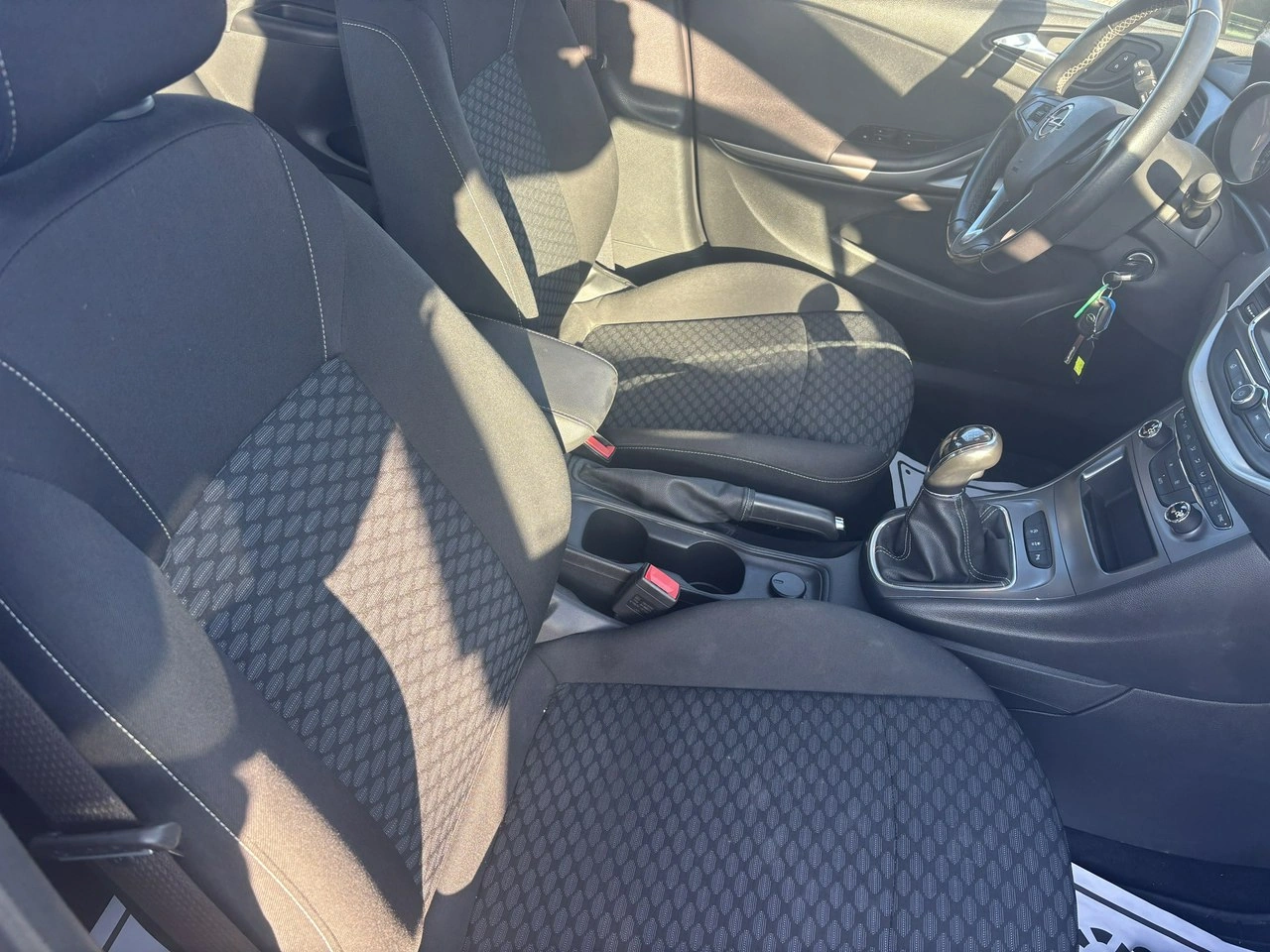 Opel Astra - Zdjęcie 33