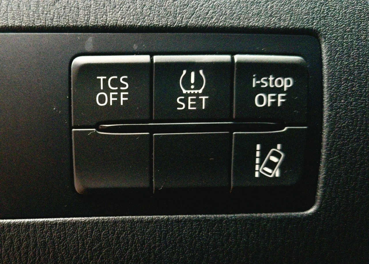 Mazda CX-3 - Zdjęcie 13