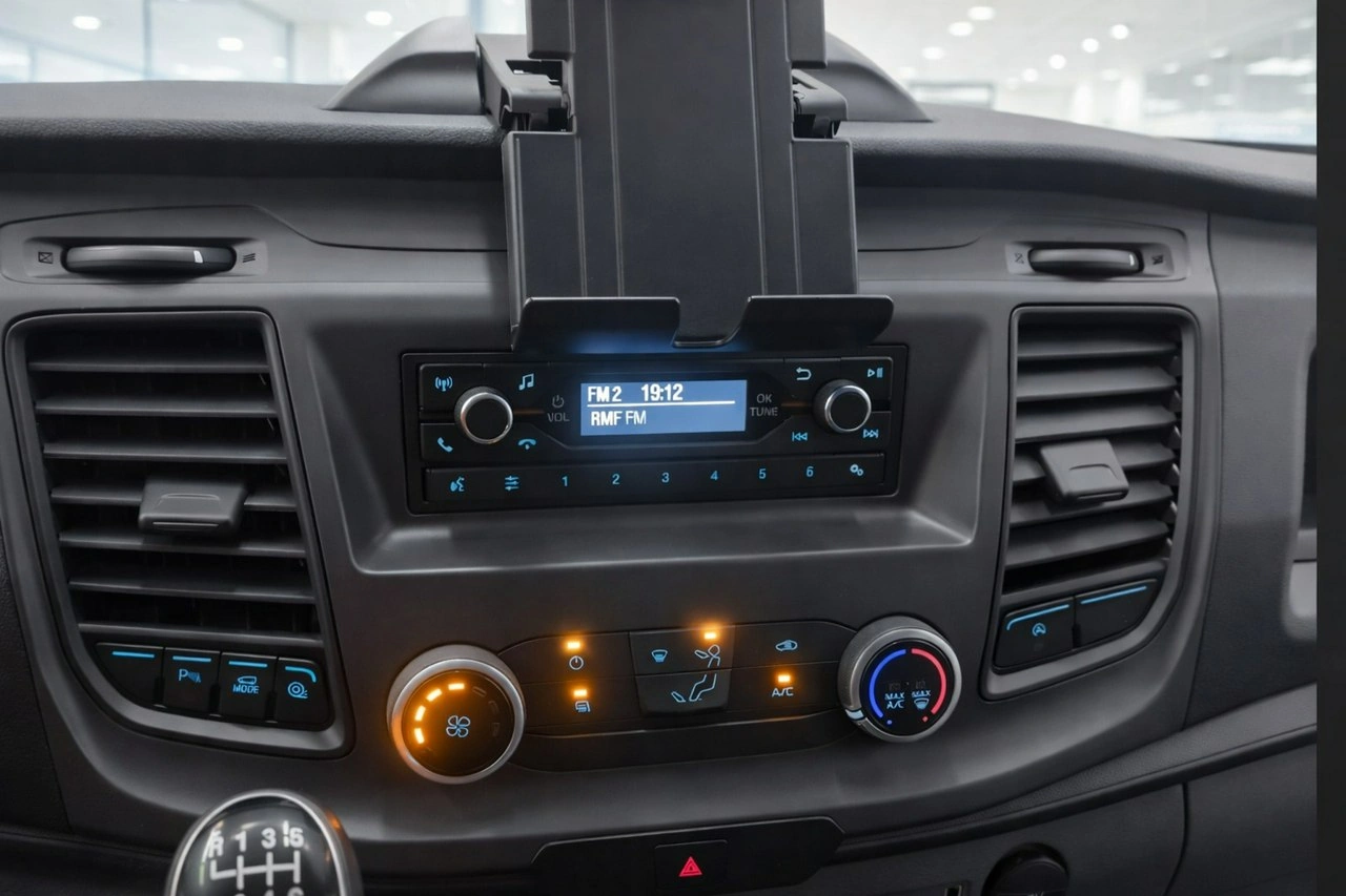 Ford Custom - Zdjęcie 6