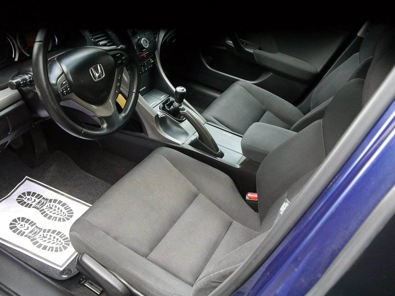 Honda Accord - Zdjęcie 21