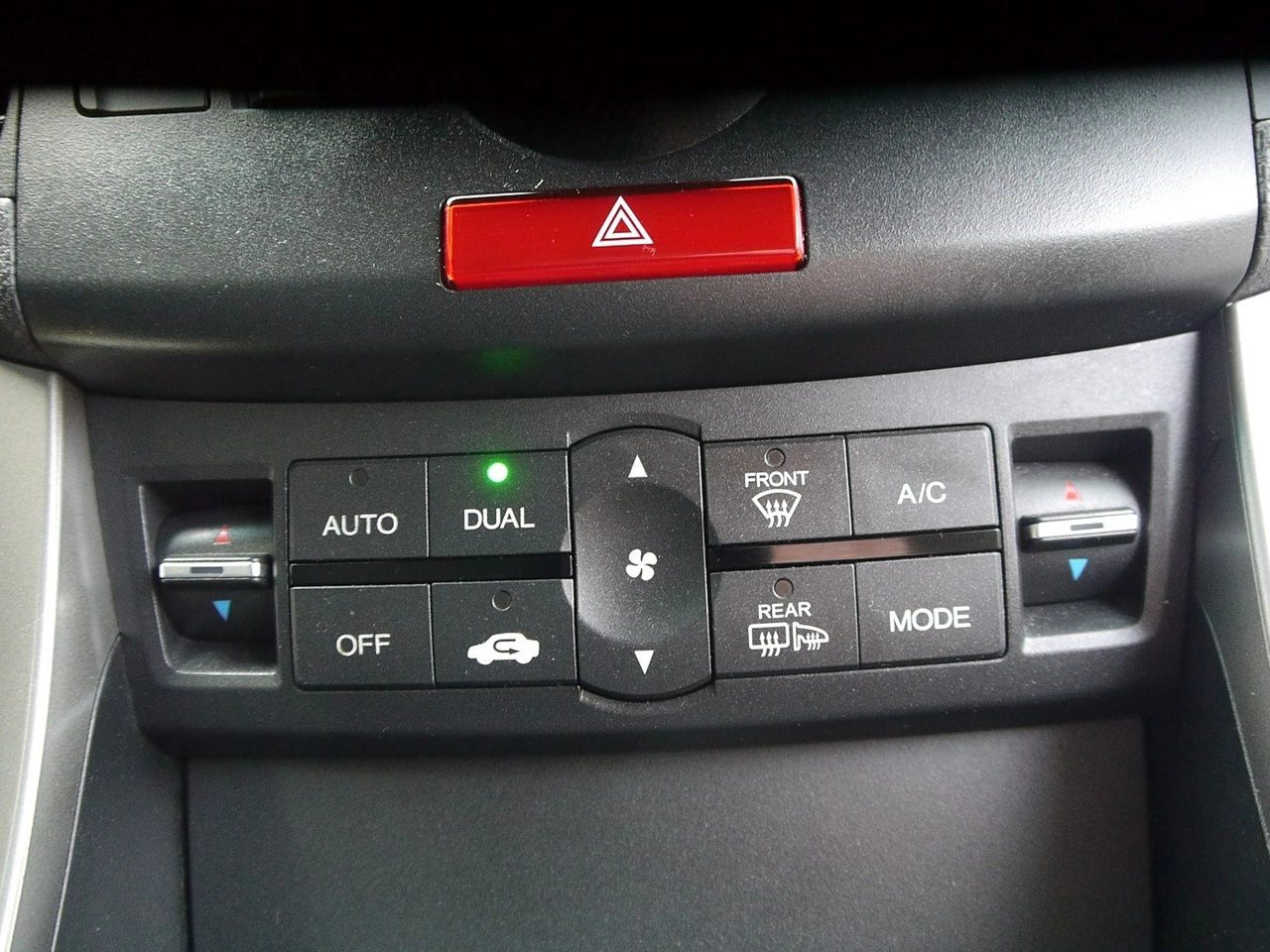 Honda Accord - Zdjęcie 29