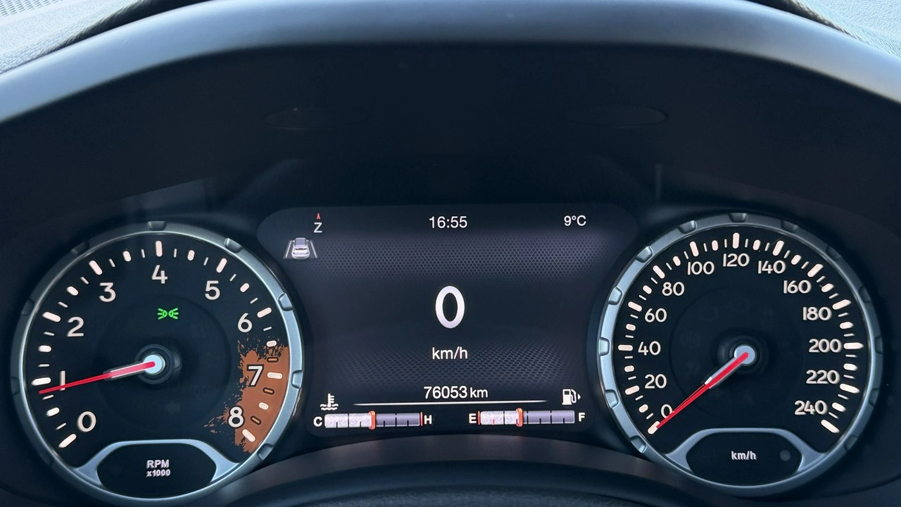 Jeep Renegade - Zdjęcie 30