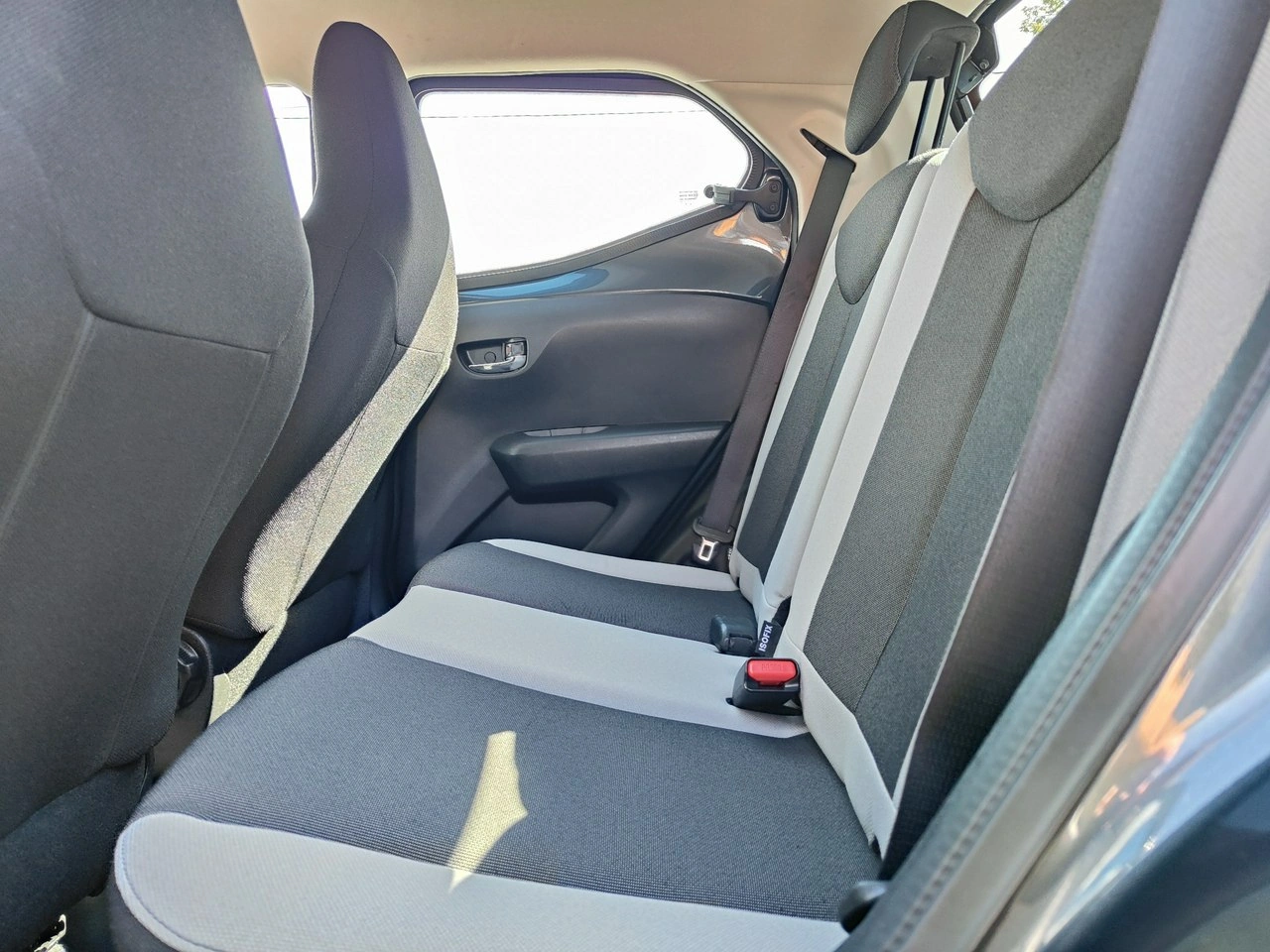 Toyota Aygo - Zdjęcie 24