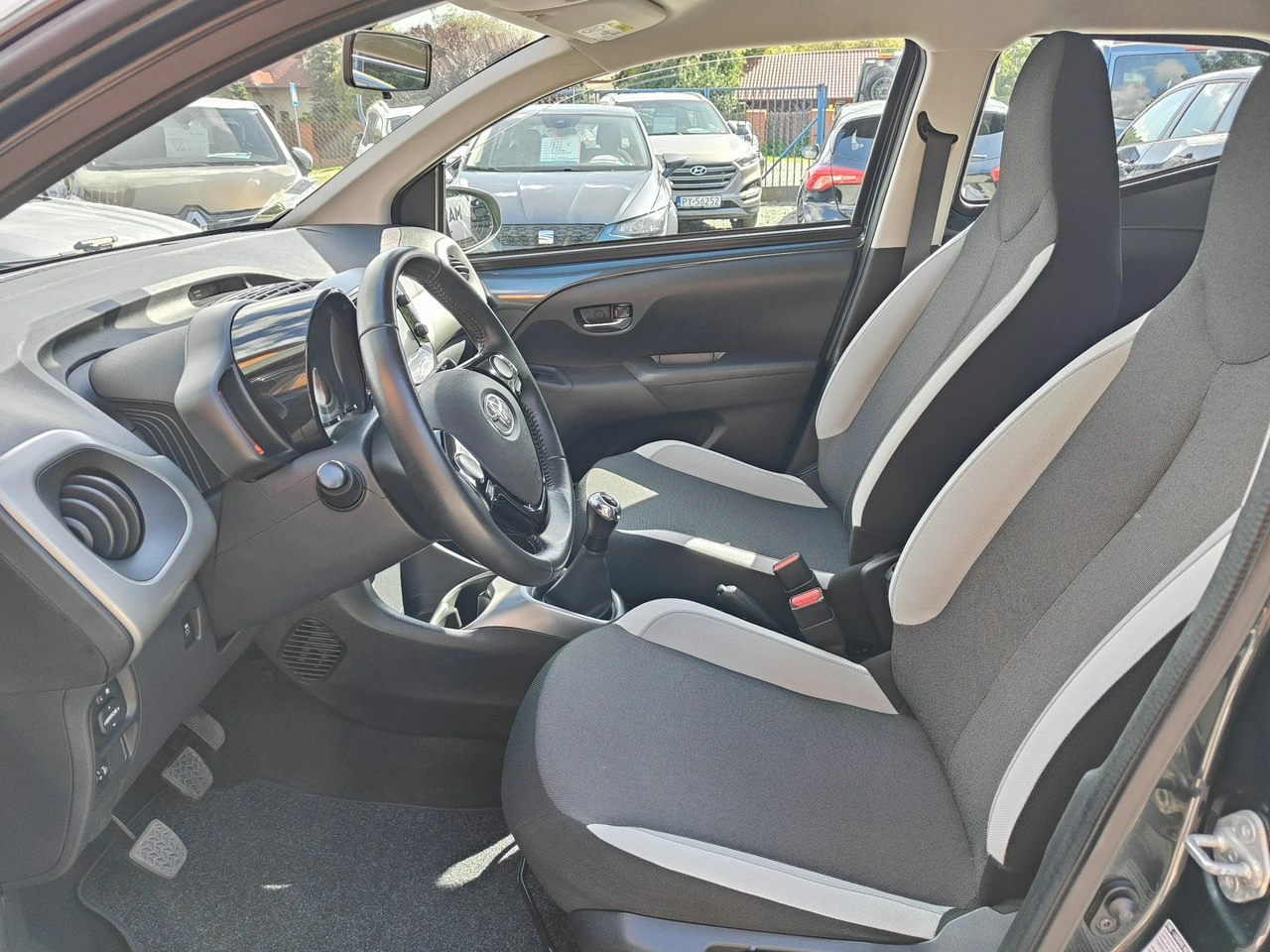 Toyota Aygo - Zdjęcie 6