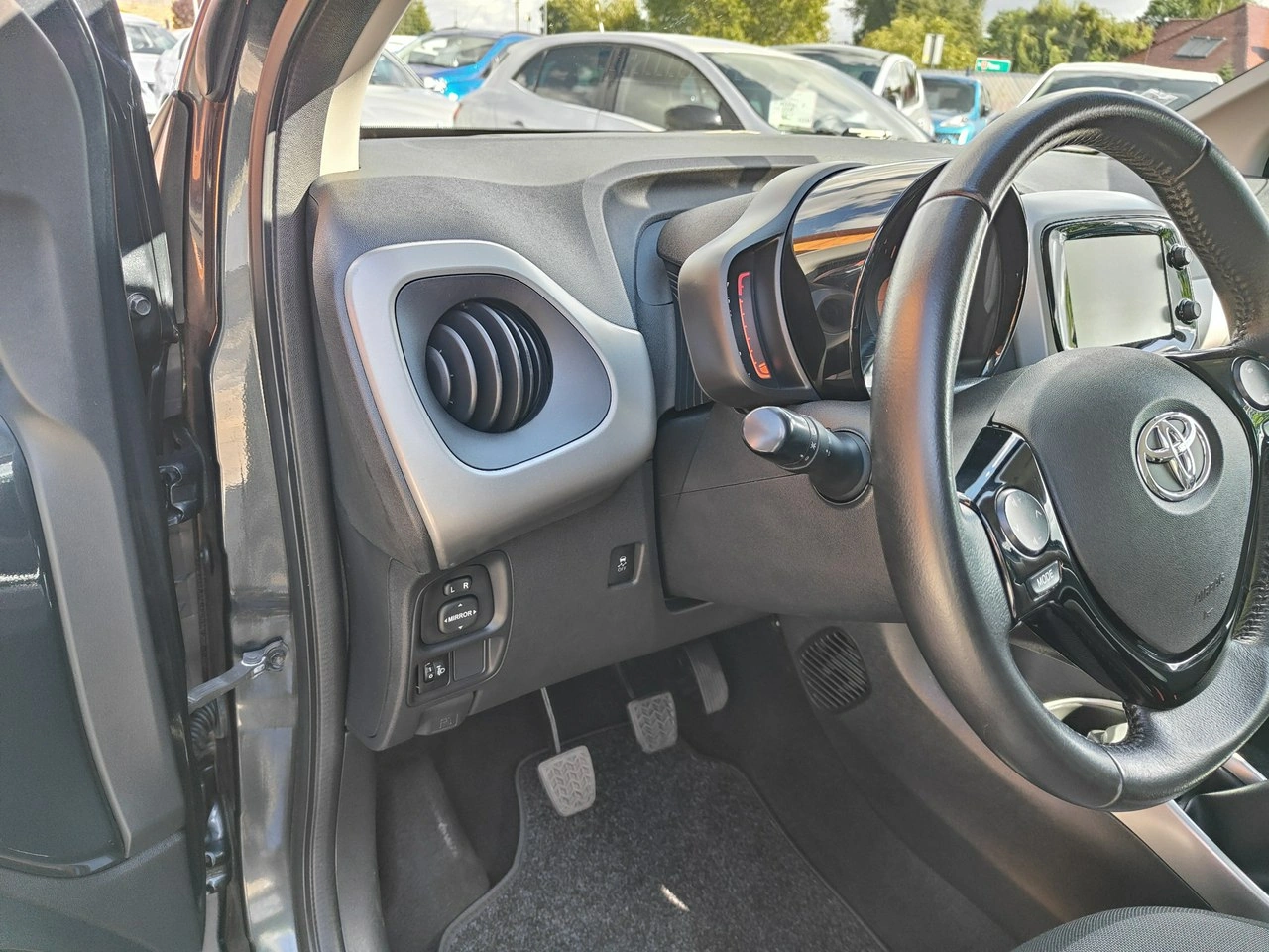 Toyota Aygo - Zdjęcie 8