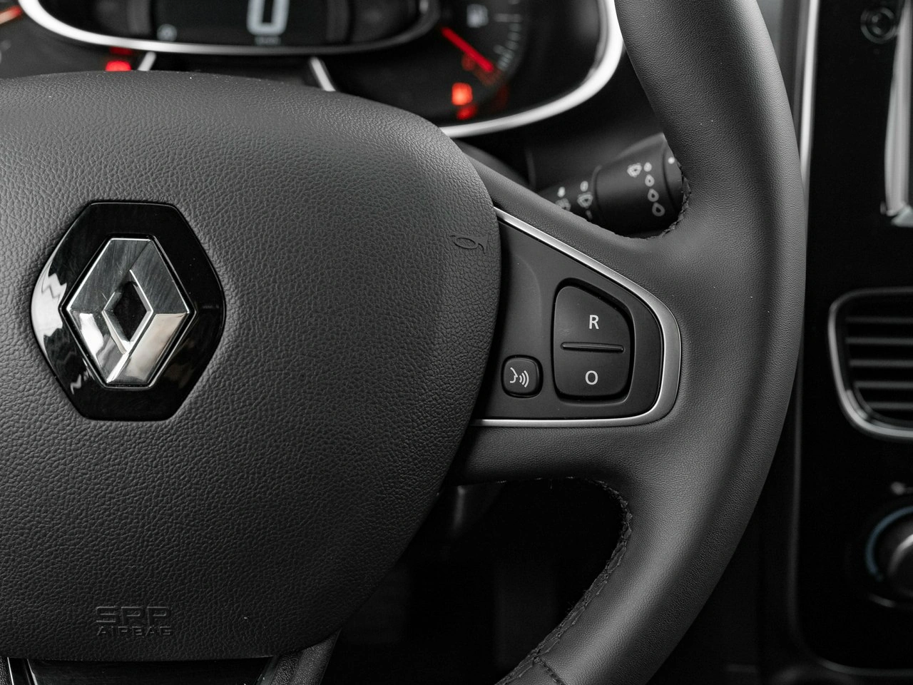 Renault Clio - Zdjęcie 13