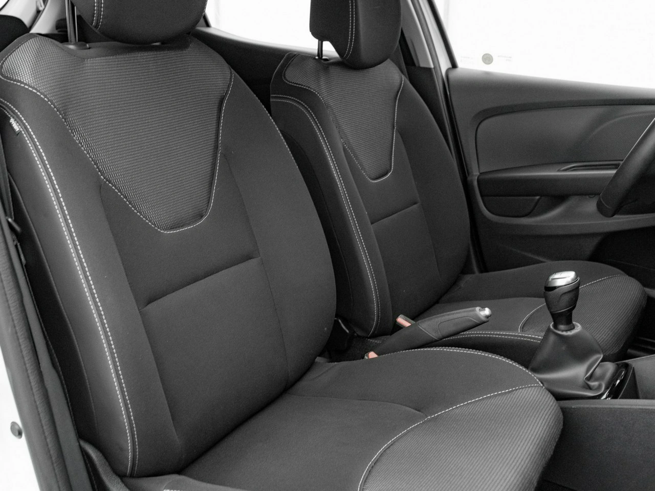 Renault Clio - Zdjęcie 26