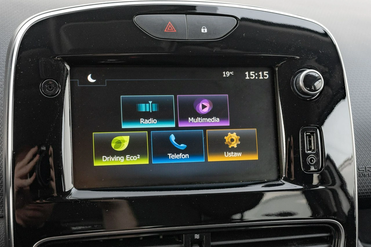 Renault Clio - Zdjęcie 15