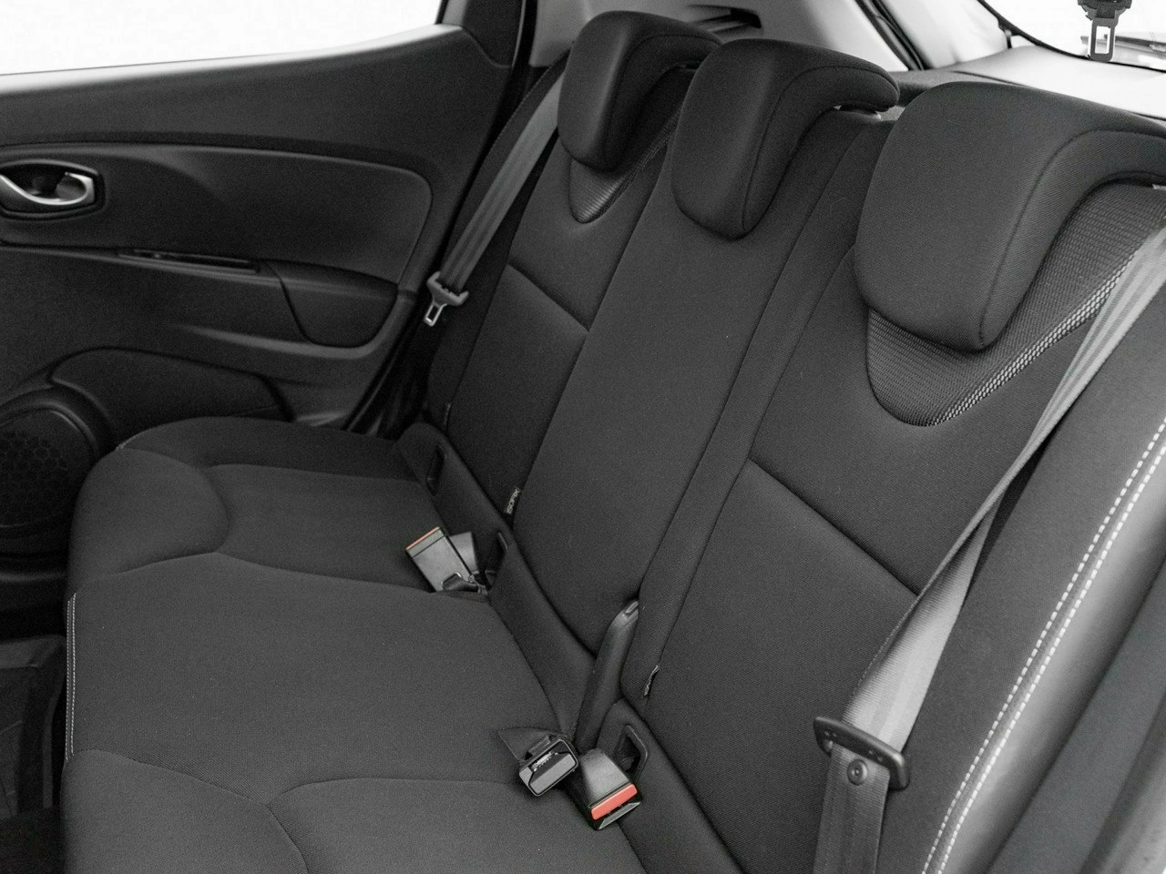 Renault Clio - Zdjęcie 18