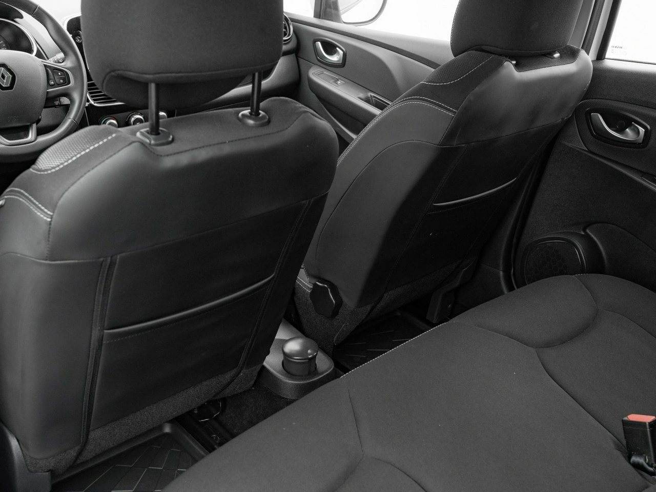 Renault Clio - Zdjęcie 17