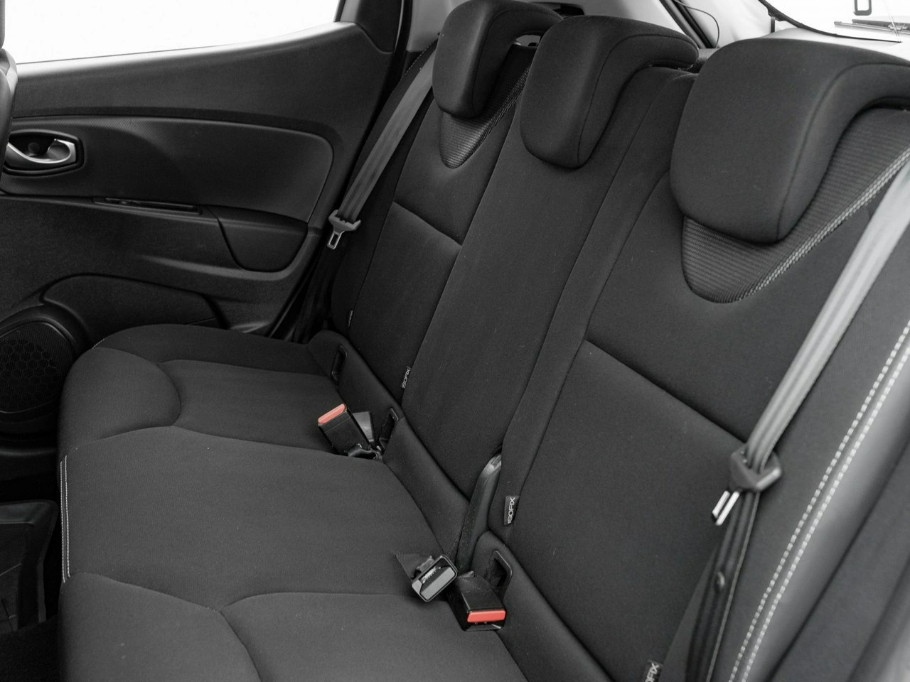 Renault Clio - Zdjęcie 18