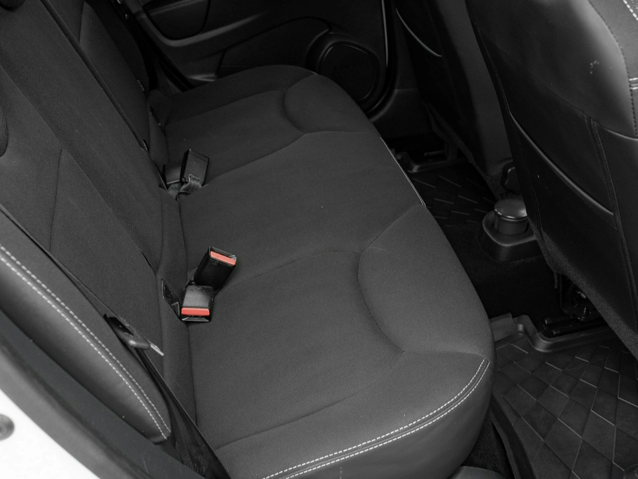 Renault Clio - Zdjęcie 20