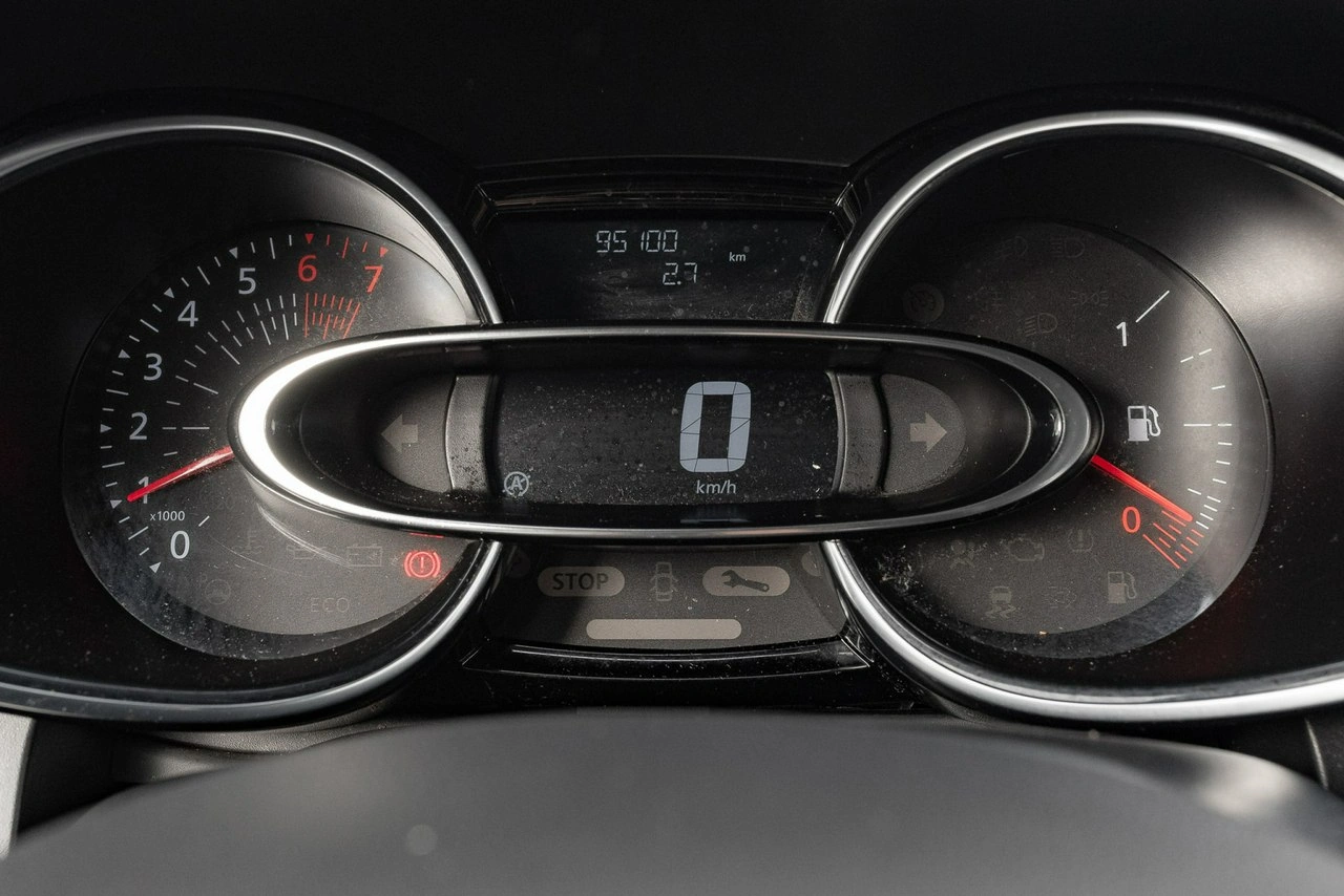 Renault Clio - Zdjęcie 10