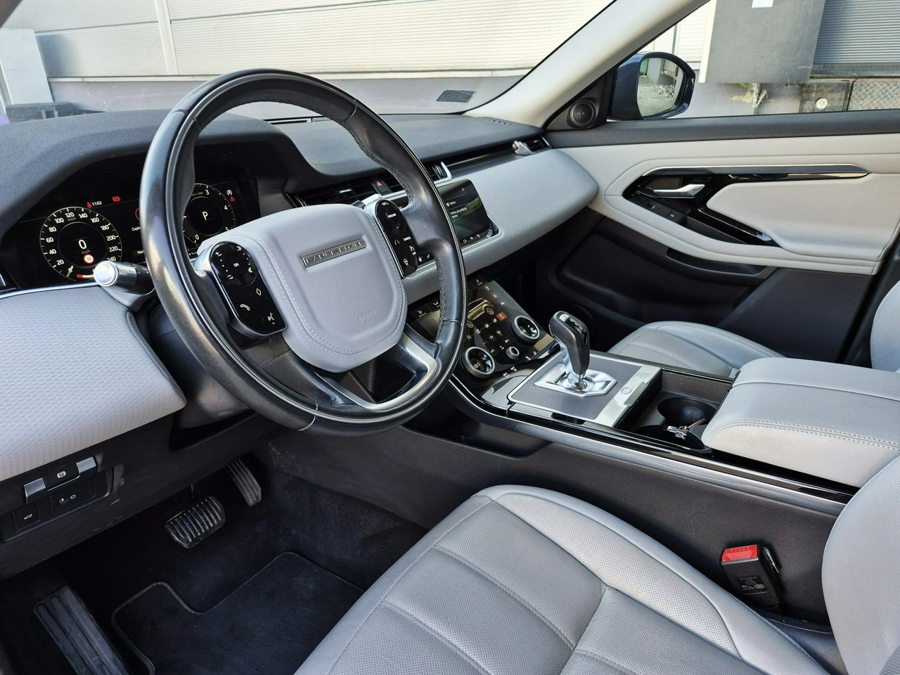 Land Rover Range Rover Evoque - Zdjęcie 17