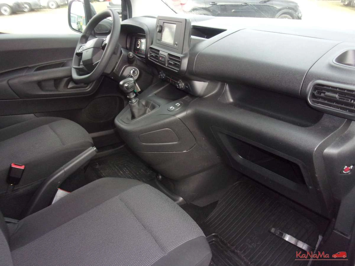 Toyota Proace City - Zdjęcie 17