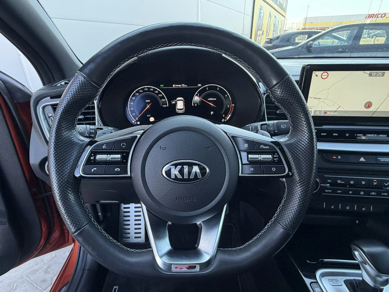 Kia Ceed - Zdjęcie 22